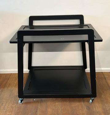 Diensttrolley beschikbaar voor biedingen