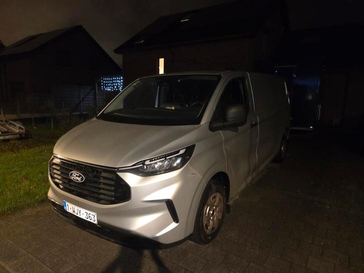 Ford Transit Custom 320 L2H1 — automaat, 3-zit, trekhaak, gr, Auto's, Bestelwagens en Lichte vracht, Particulier, Android Auto