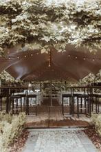 Stretchtent zandkleur 7,2x16m2 = 115,2m2, Tuin en Terras, Partytenten, Ophalen, Opvouwbaar, Overige typen, 6 meter of meer