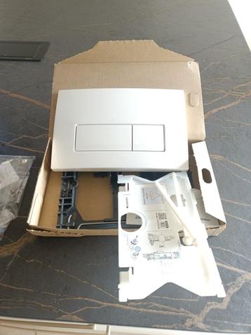 Plaque de commande WC Geberit beschikbaar voor biedingen