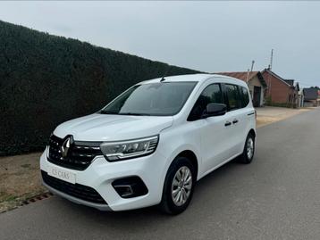 Renault Kangoo 16.000km / Led / CarPlay / Nwstaat / Benzine beschikbaar voor biedingen