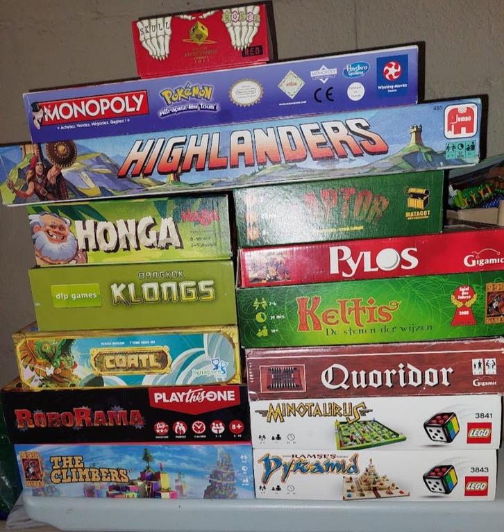 Jeux de société : lego honga quoridor pylos pokémon keltis, Hobby en Vrije tijd, Gezelschapsspellen | Bordspellen, Gebruikt, Drie of vier spelers