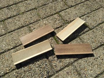 Oude plinten - 80 stuks beschikbaar voor biedingen