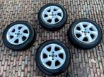 Winterbanden auto Pirelli 185/65 R15, Auto-onderdelen, Banden en Velgen, Ophalen, Gebruikt, 15 inch, Band(en)