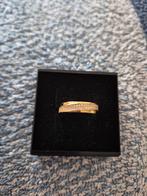 Nieuwe zilveren vergulde ring maat 53, Met kristal, Nieuw, Ophalen of Verzenden, Dame