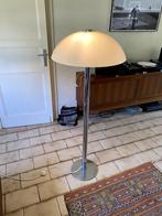 Design staanlamp, Ophalen