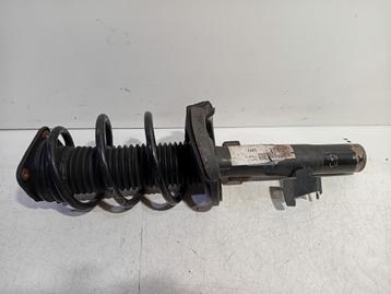 VEERPOOT LINKS VOOR Volvo V40 (MV) (01-2012/08-2019) beschikbaar voor biedingen
