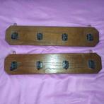 Paire de patères, Enlèvement