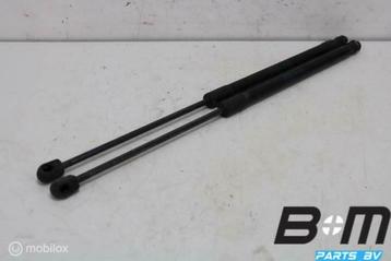 Set gasdrukveren achterklep VW Polo 6R 6R6827550A beschikbaar voor biedingen