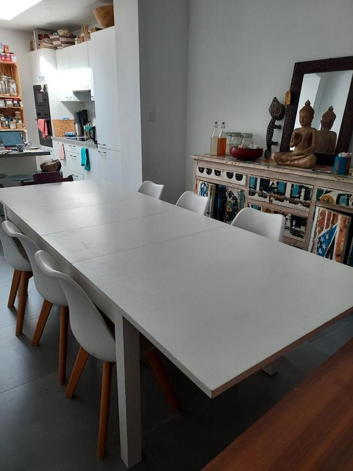 Uitschuifbare, witte tafel, rechthoekig, Huis en Inrichting, Tafels | Eettafels, Zo goed als nieuw, Rechthoekig, Ophalen