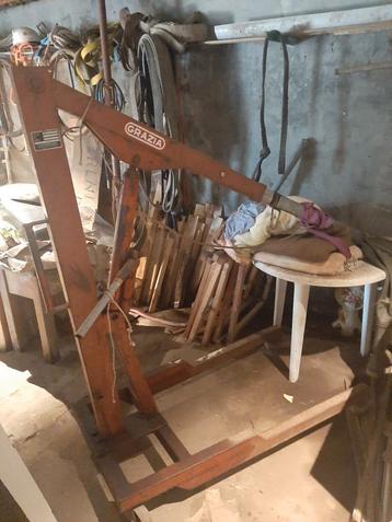 Garagekraan mobiel (giraffe) beschikbaar voor biedingen