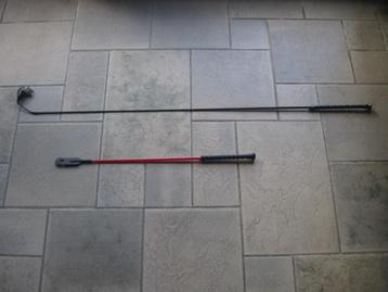 springzweep + dressuurzweep voor paarden samen 20 € beschikbaar voor biedingen