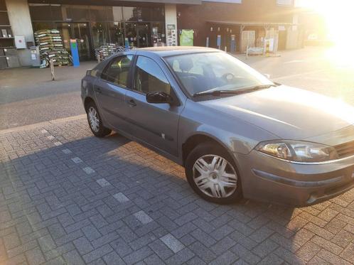 Renault Laguna, Auto's, Renault, Particulier, Laguna, Benzine, Euro 4, 5 deurs, Zilver of Grijs, Grijs, Stof, Ophalen