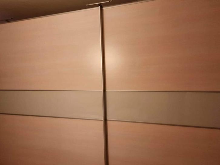 Schuifdeurenkast te koop, Huis en Inrichting, Kasten | Kleerkasten, Zo goed als nieuw, 200 cm of meer, 200 cm of meer, 50 tot 75 cm
