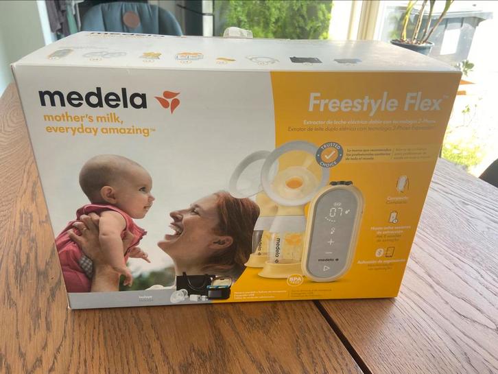 Medela draagbare Freestyle oplaadbare borstkolf, Kinderen en Baby's, Babyvoeding en Toebehoren, Zo goed als nieuw, Borstkolf, Ophalen