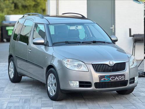 Skoda Roomster 1.6i ** Automaat ** Gekeurd ** Airco **, Auto's, Skoda, Bedrijf, Te koop, Roomster, ABS, Airbags, Airconditioning