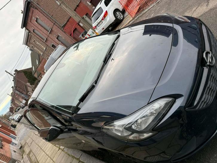 Opel Corsa 1.2 black edition, Auto's, Opel, Particulier, Corsa, ABS, Airbags, Airconditioning, Android Auto, Apple Carplay, Bluetooth