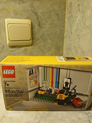 Fabrique de figurines Lego promotionnelle 5005358