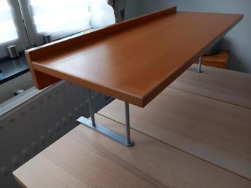 Support-Tablette (sur bureau) beschikbaar voor biedingen
