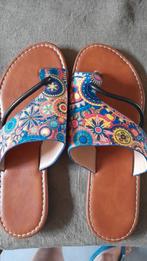 Slippers maat 37, Ophalen of Verzenden, Zo goed als nieuw, Slippers