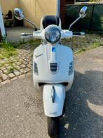 Vespa GTS   125 cc., Ophalen, Zo goed als nieuw