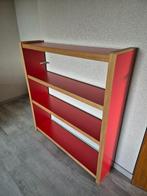 Boekenrek in hout met rode accentkleur, Huis en Inrichting, Kasten | Boekenkasten, 25 tot 50 cm, 100 tot 150 cm, 100 tot 150 cm