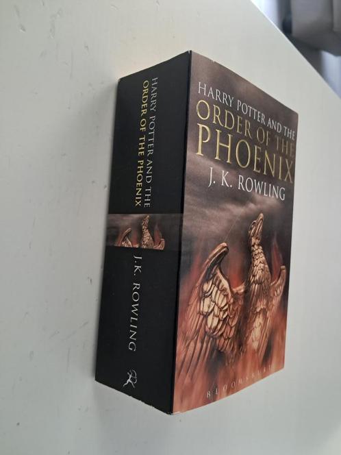Harry Potter boeken ( Engelstalig-Duits) + T shirt Slytherin, Verzamelen, Harry Potter, Ophalen of Verzenden