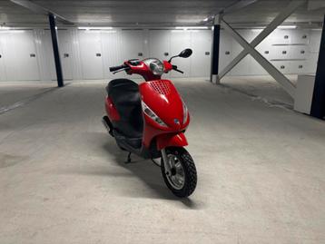 Piaggio zip 2 takt  disponible aux enchères