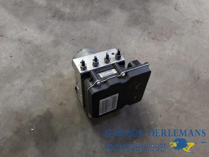 abs pomp peugeot 307, Auto-onderdelen, Remmen en Aandrijving, Peugeot, Gebruikt, ARN erkend, Ophalen of Verzenden
