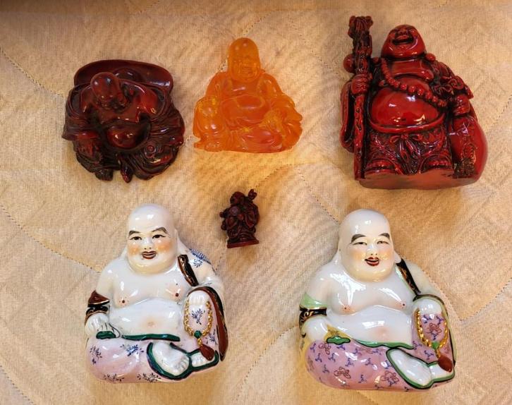 6 bouddhas milieu XXme, Antiquités & Art, Antiquités | Céramique & Poterie, Enlèvement ou Envoi