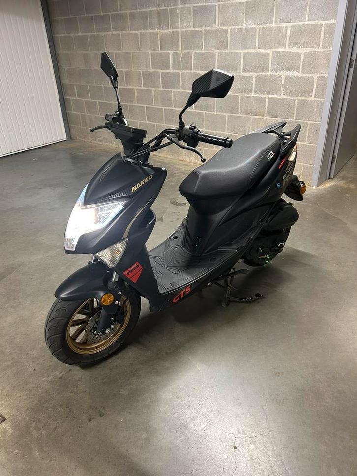 Gts enzo Naked, Fietsen en Brommers, Snorfietsen en Snorscooters, Gebruikt, Overige merken, Benzine, Ophalen