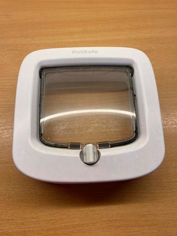 Katteluik Petsafe beschikbaar voor biedingen