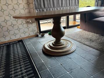 Eettafel beschikbaar voor biedingen