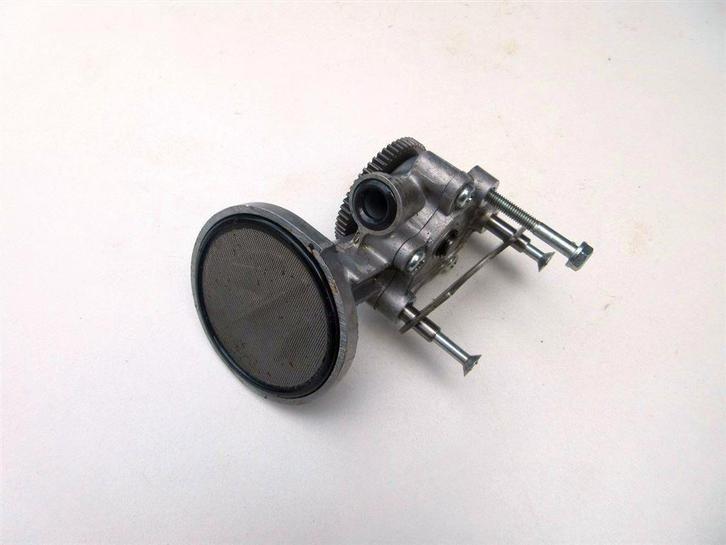Kawasaki GPX600 oliepomp GPZ600 olie pomp Z750 Z650 GT550, Motoren, Onderdelen | Kawasaki, Gebruikt, Ophalen of Verzenden