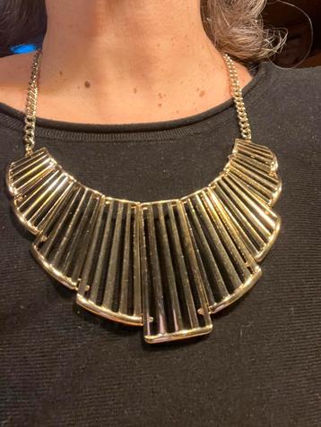 Goudkleurige halsketting Egyptische stijl 20cm beschikbaar voor biedingen