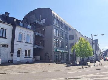 Bertrix: aangenaam appartement, 2slpks, +-80m², lift. beschikbaar voor biedingen