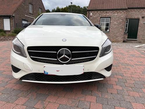 Mercedes A-klasse 1.6I white-Black edition, Auto's, Mercedes-Benz, Particulier, A-Klasse, ABS, Adaptieve lichten, Airbags, Airconditioning