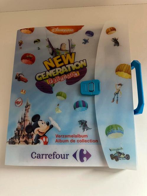 Farde carrefour pour mettre des pin’s, Verzamelen, Disney, Gebruikt, Ophalen