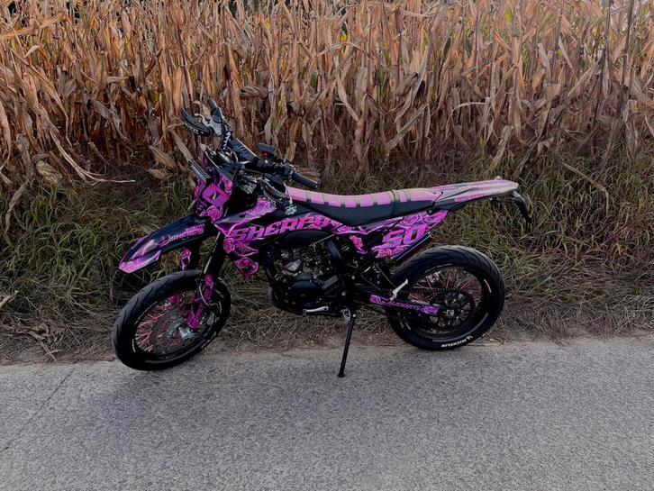 Sherco sm rs 2024, Fietsen en Brommers, Brommers | Crossbrommers, Zo goed als nieuw, Overige merken, Ophalen