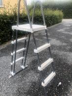 Échelle piscine, Jardin & Terrasse, Accessoires de piscine, Enlèvement, Utilisé, Échelle