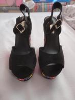 nieuwe zomer schoenen maat 37, Kleding | Dames, Schoenen, Zwart, Nieuw, Sandalen of Muiltjes, Ophalen of Verzenden