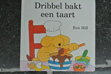 Dribbel bakt een taart beschikbaar voor biedingen
