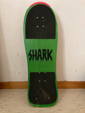 Skateboard Shark beschikbaar voor biedingen