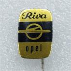SP0604 Speldje Opel Riva, Collections, Broches, Pins & Badges, Utilisé, Enlèvement ou Envoi