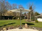 Grote, ecru parasol met hoes en met parasolvoet, Tuin en Terras, Ophalen, Parasolvoet