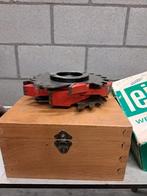 Frezen asgat 50, Ophalen