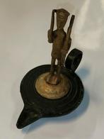 Lampe à huile antique en bronze + statuette, Antiquités & Art, Antiquités | Bronze & Cuivre, Bronze, Enlèvement ou Envoi