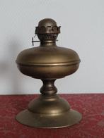 Lampe à  pétrole  ancienne  cuivre jaune, Antiquités & Art, Envoi