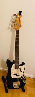 Fender mustang JMJ shortscale bass, Muziek en Instrumenten, Ophalen, Zo goed als nieuw