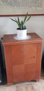 Naaimachine in kast op wieltjes, Hobby en Vrije tijd, Ophalen, Gebruikt, Naaimachine